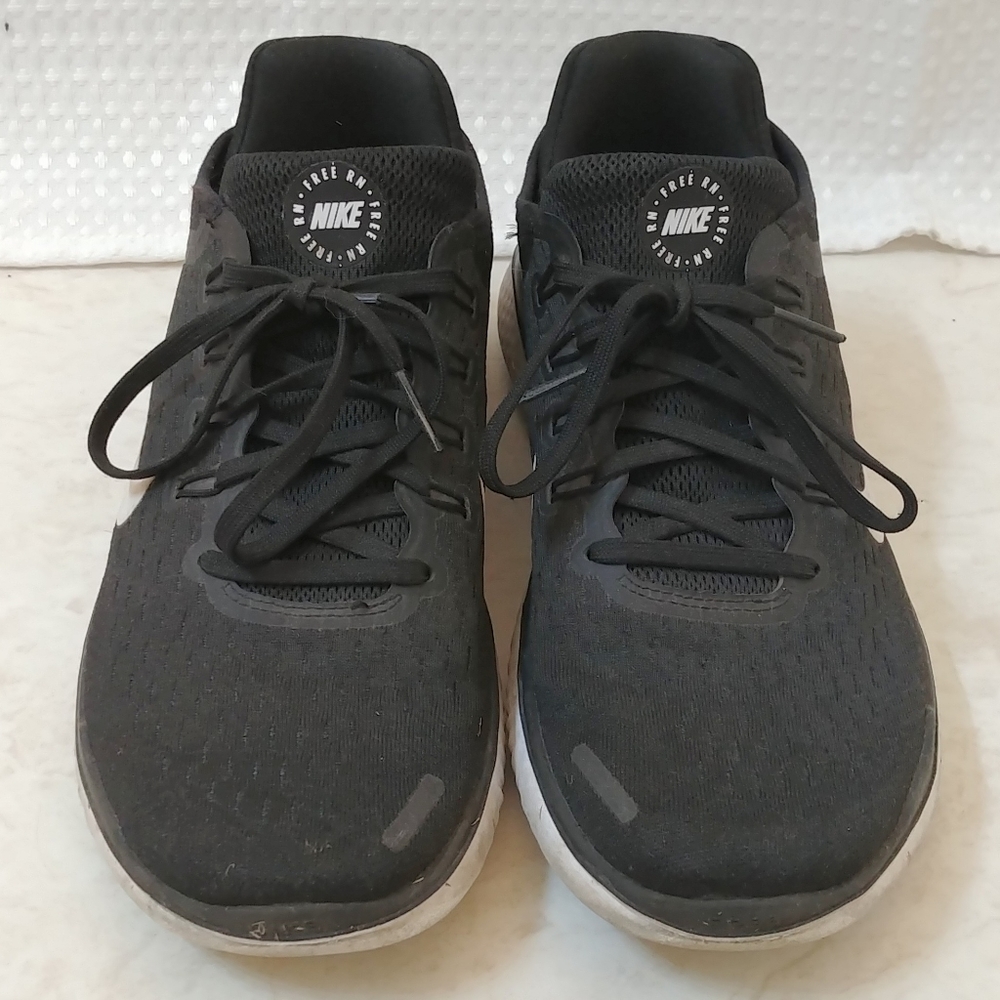 Nike Free Runs